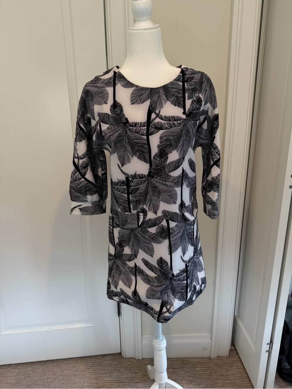 ASOS Black and White Palm Tree Dress Resort Wear XS